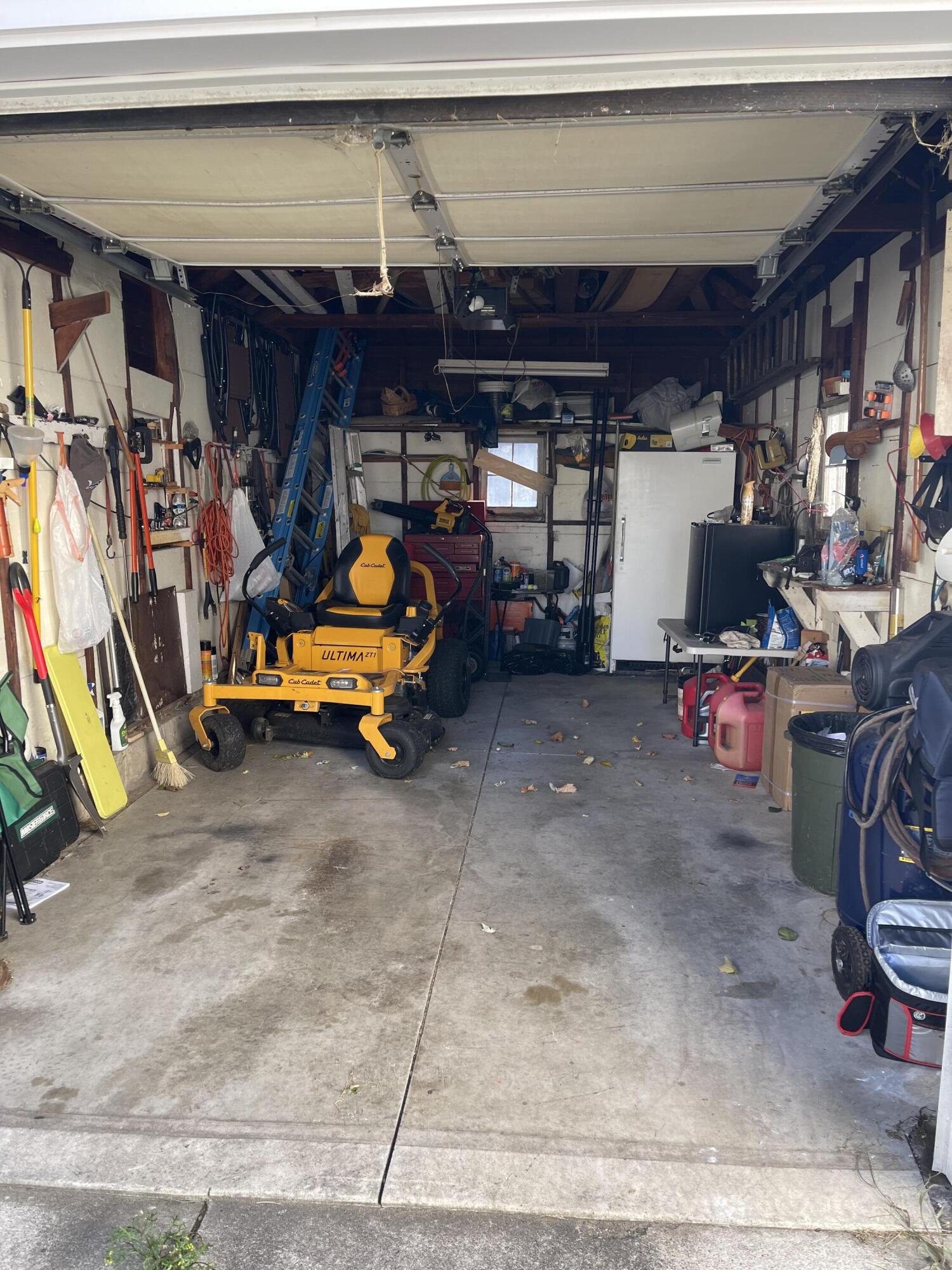 413 East Congress Street Sturgis, MI 49091 - Photo 15 of 29 IMG_0381