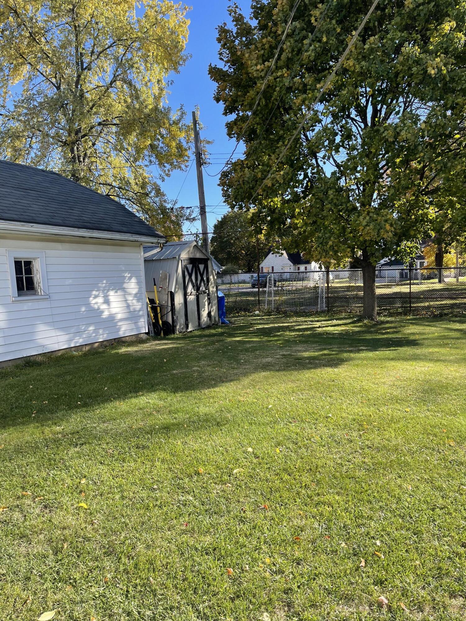 413 East Congress Street Sturgis, MI 49091 - Photo 16 of 29 IMG_0380