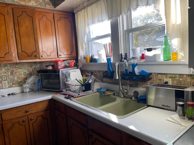 $179,900 | 413 East Congress Street, Sturgis, MI 49091