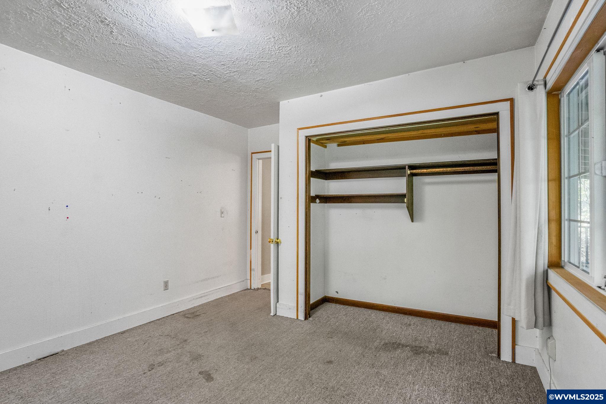 3495 River Road South Salem, OR 97302 - Photo 14 of 37 a view of an empty room