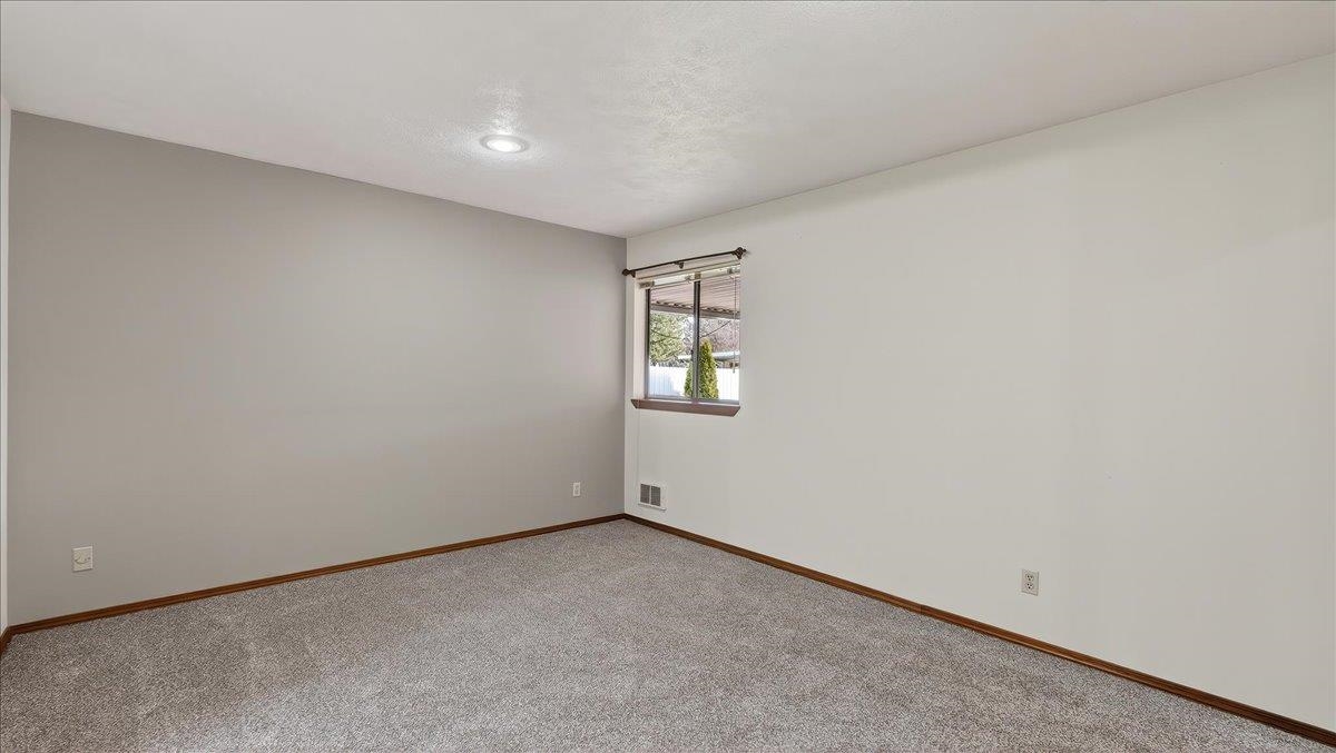 6928 North Hamilton Street Spokane, WA 99208 - Photo 24 of 44