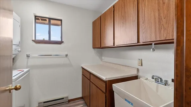 $299,900 | 6928 North Hamilton Street, Spokane, WA 99208