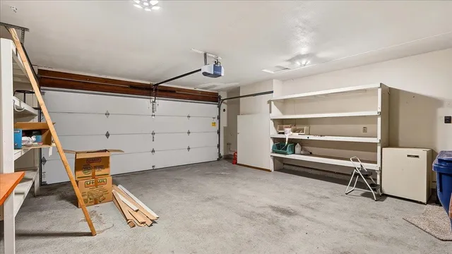 $299,900 | 6928 North Hamilton Street, Spokane, WA 99208