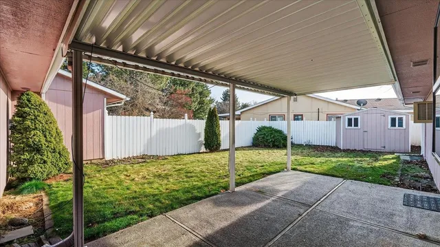 $299,900 | 6928 North Hamilton Street, Spokane, WA 99208