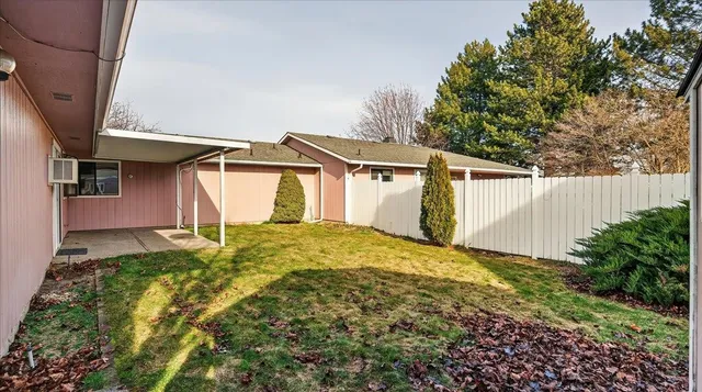 $299,900 | 6928 North Hamilton Street, Spokane, WA 99208