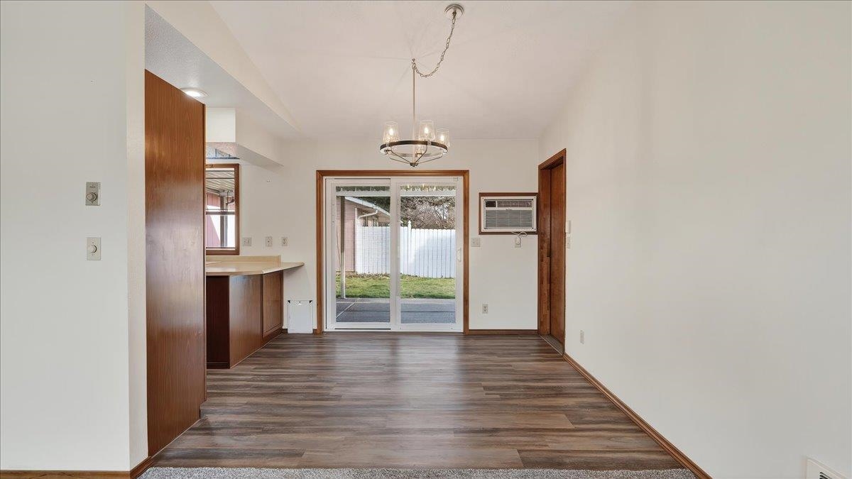 6928 North Hamilton Street Spokane, WA 99208 - Photo 7 of 44