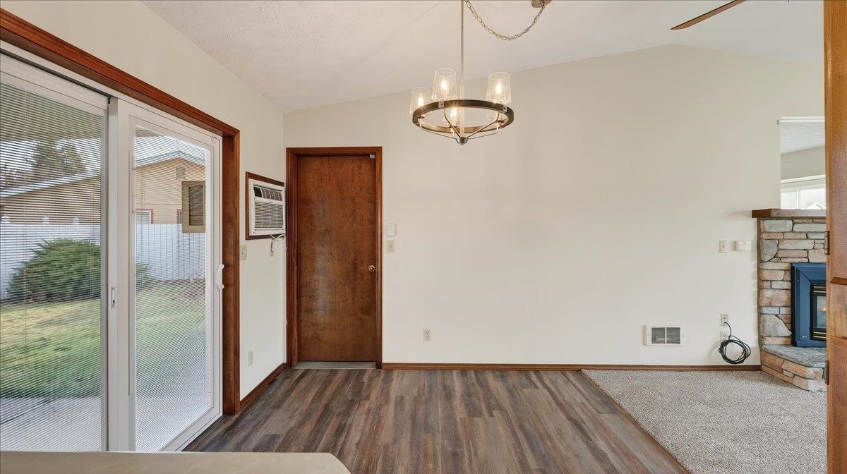 6928 North Hamilton Street Spokane, WA 99208 - Photo 9 of 44