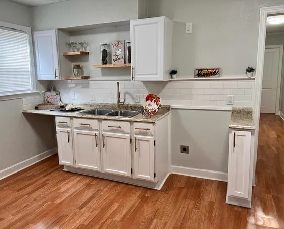 $200,000 | 2428 Lamar Circle, Memphis, TN 38114
