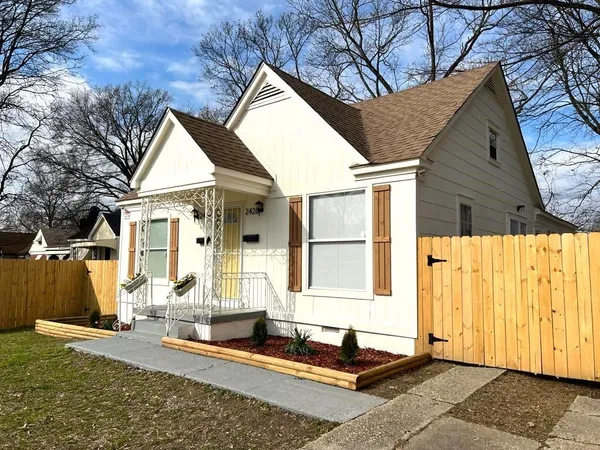 $200,000 | 2428 Lamar Circle, Memphis, TN 38114