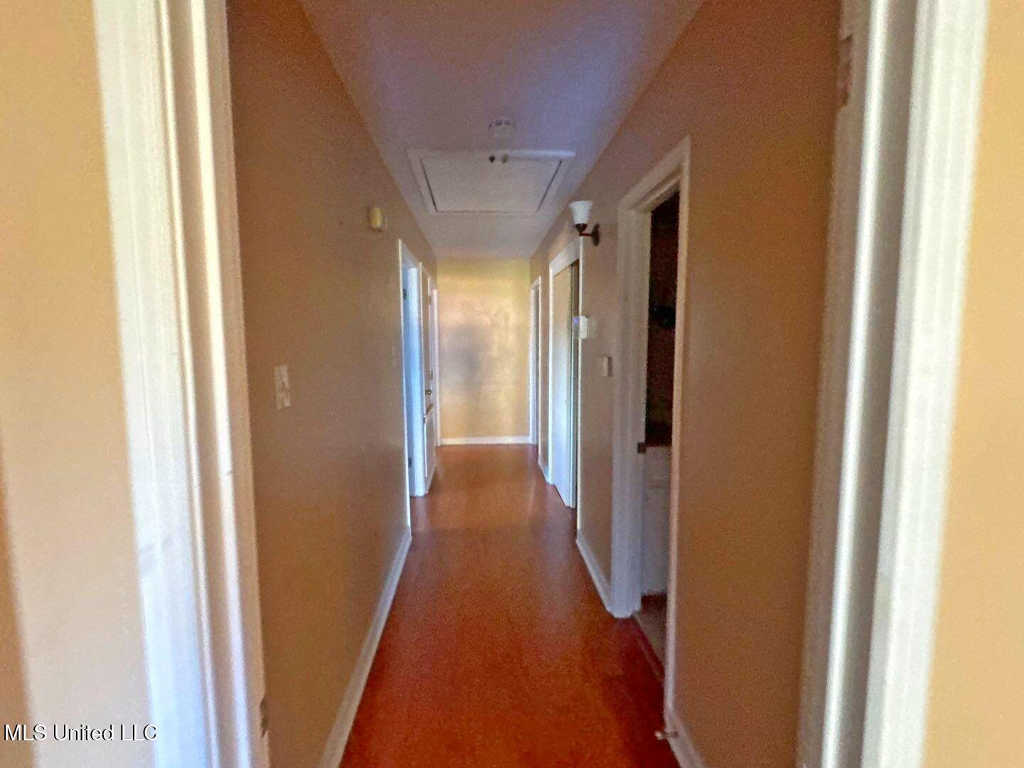 5812 Concord Drive Jackson, MS 39211 - Photo 6 of 28 44-Oct 31 2025 12_06pm-9WgH