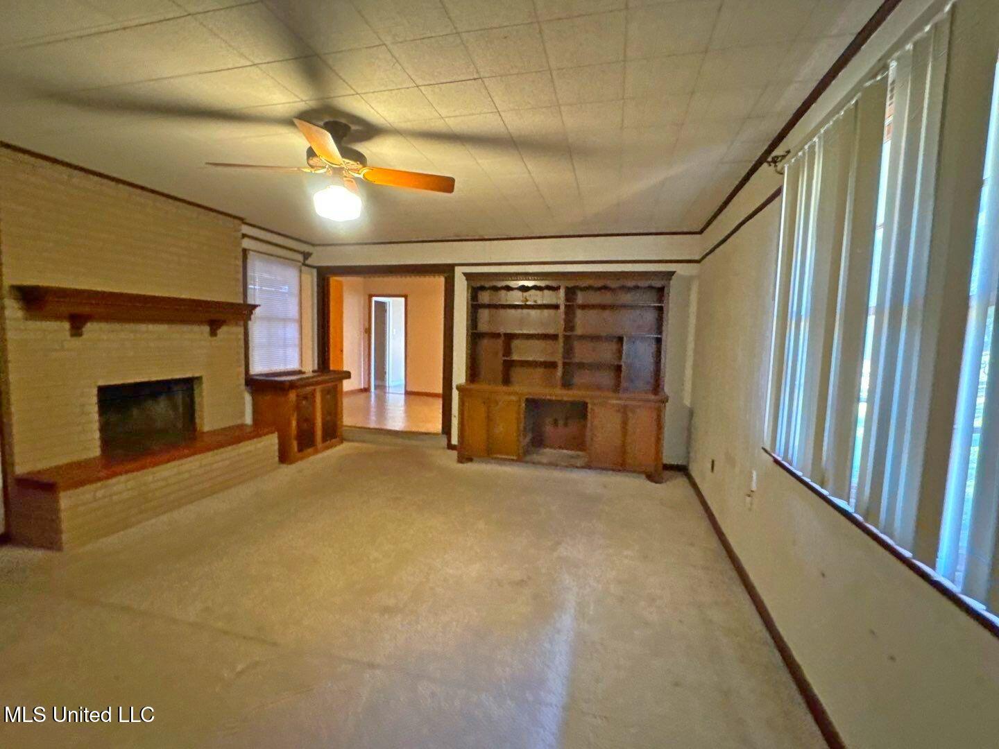 5812 Concord Drive Jackson, MS 39211 - Photo 8 of 28 58-Oct 31 2025 12_07pm-RuAq