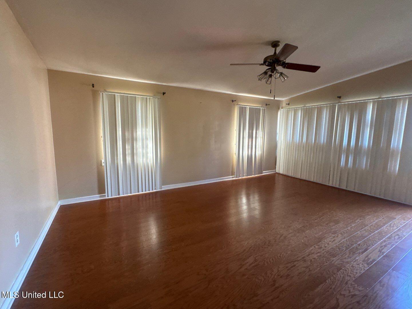 5812 Concord Drive Jackson, MS 39211 - Photo 10 of 28 65-Oct 31 2025 12_07pm-oybL