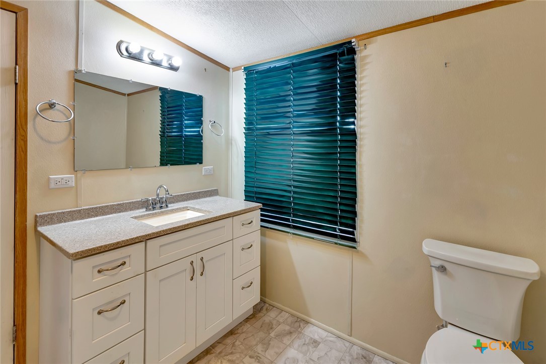 233 Ranch Road Yoakum, TX 77995 - Photo 18 of 38 Gallery Image 18
