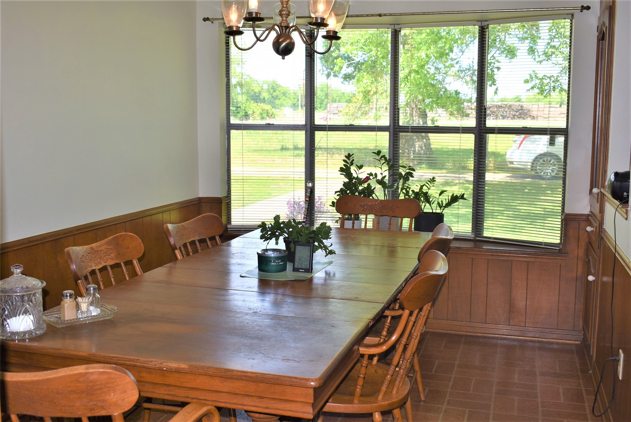 8854 FM 524 Road Sweeny, TX 77480 - Photo 30 of 45 a dining room with furniture and wooden floor