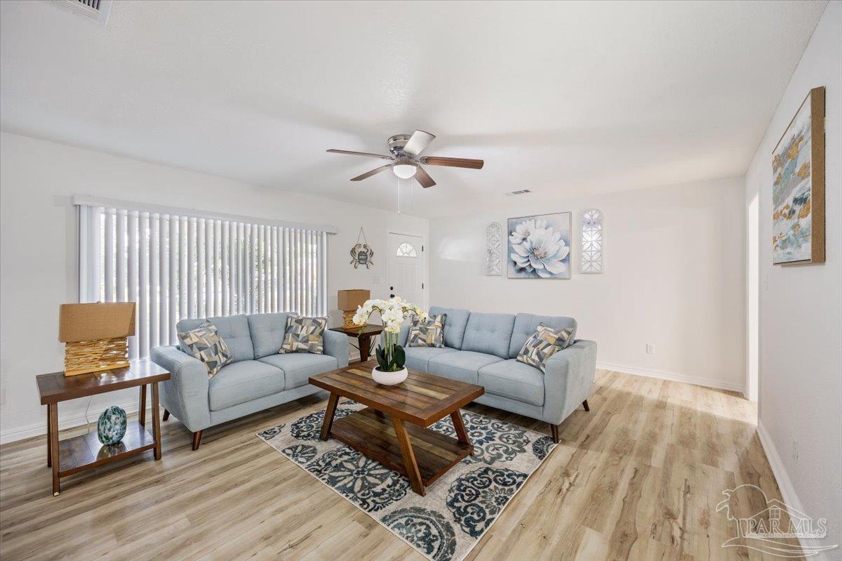 4840 West Spencer Field Road Pace, FL 32571 - Photo 7 of 34
