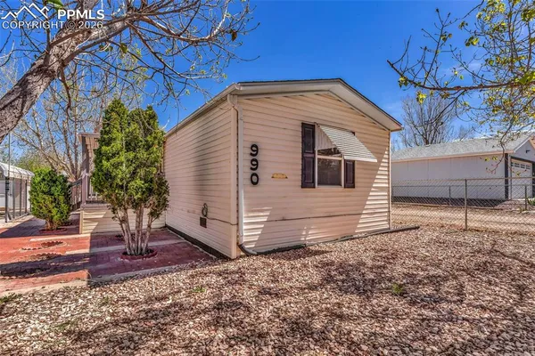 $215,000 | 990 South Silt Drive, Pueblo West, CO 81007