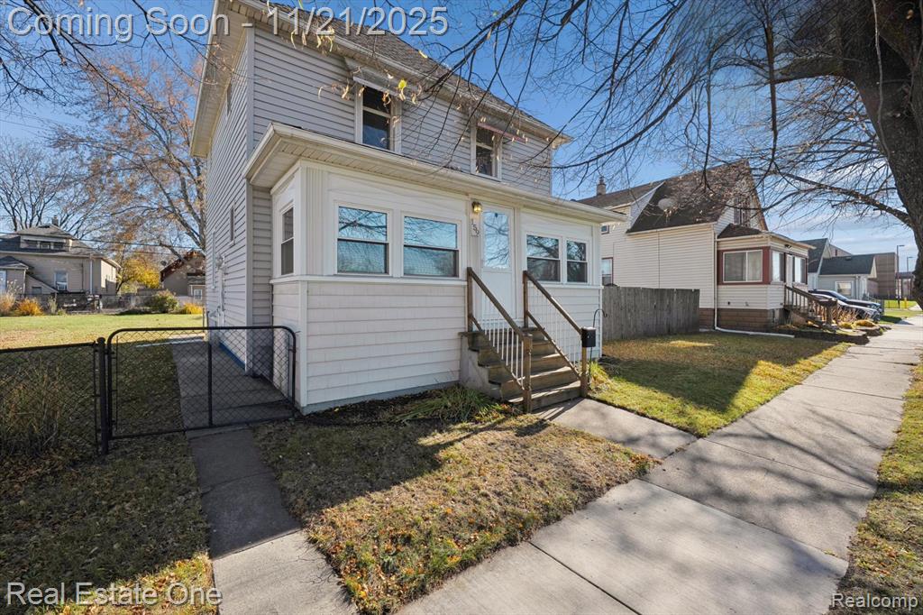 159 Dwight Street River Rouge, MI 48218 - Photo 2 of 48