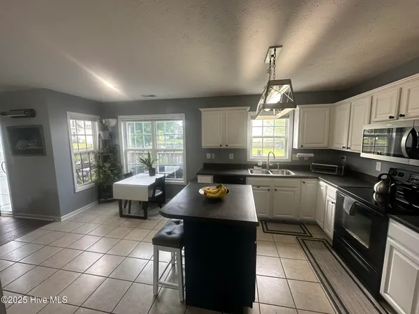 $2,195 | 103 Louie Lane, Jacksonville, NC 28540