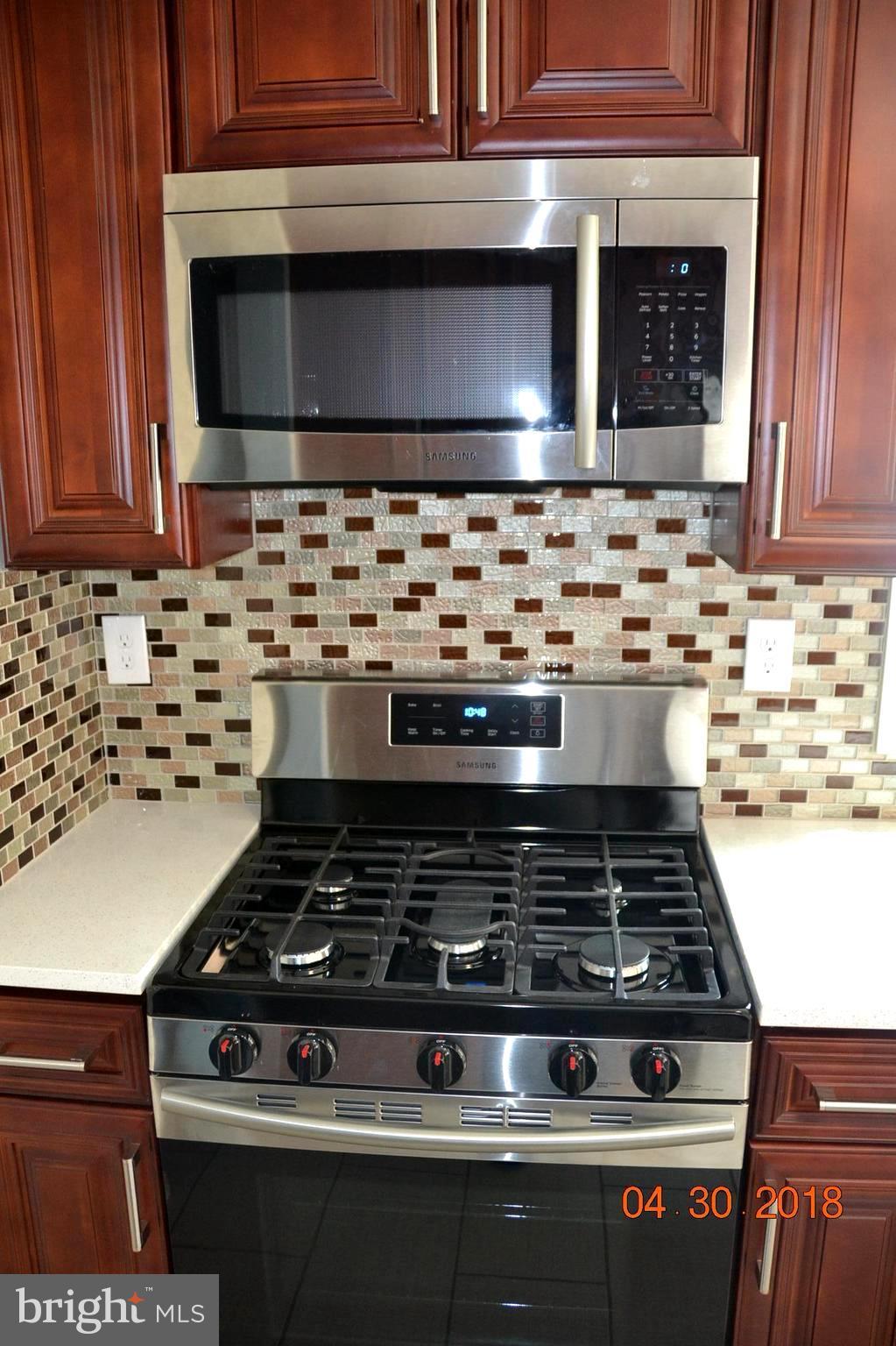 1730 Langley Road Baltimore, MD 21221 - Photo 8 of 19 Kitchen