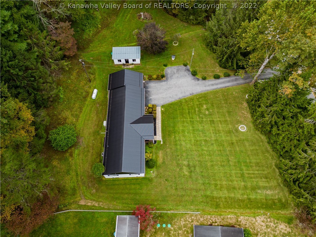 1891 Bills Creek Road Winfield, WV 25213 - Photo 20 of 31 Gallery Image 20