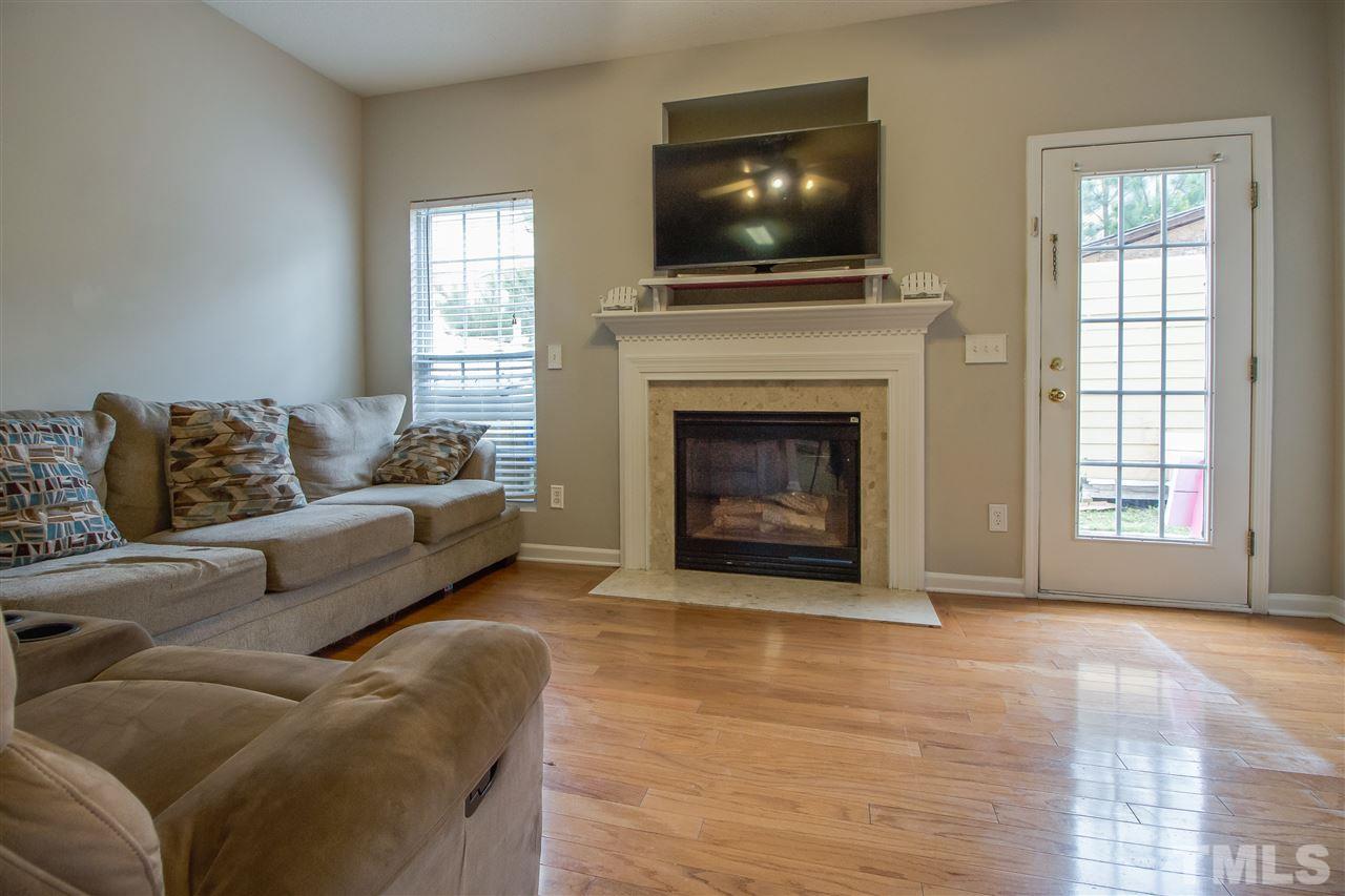 4437 Cardinal Grove Boulevard Raleigh, NC 27616 - Photo 8 of 22