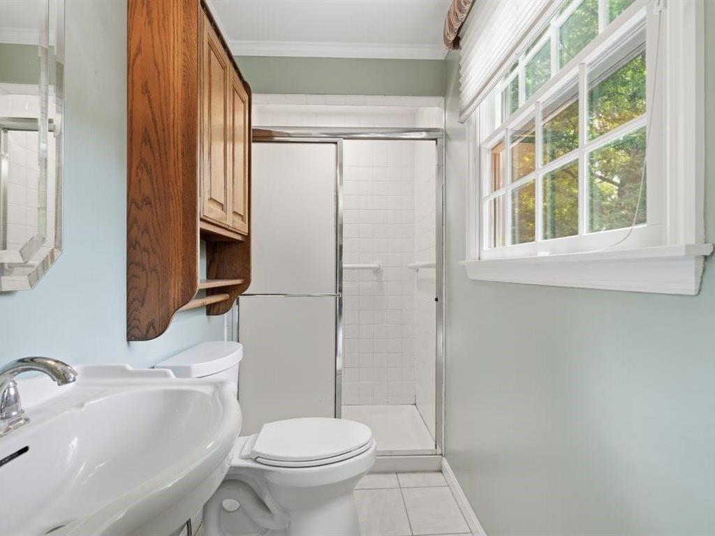 153 Seegar Road Upper St. Clair, PA 15241 - Photo 24 of 50 Primary Bathroom
