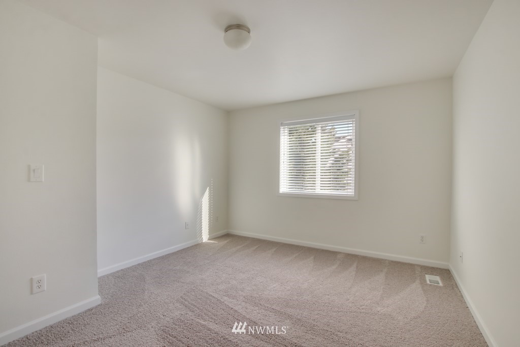 9508 200th Street East Graham, WA 98338 - Photo 15 of 22