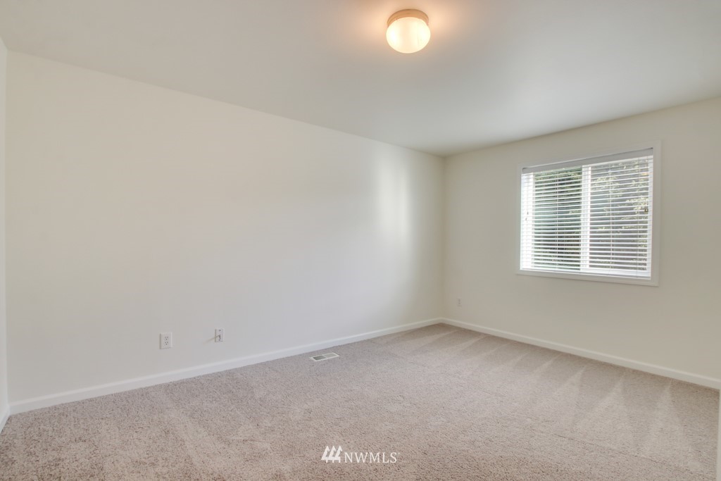 9508 200th Street East Graham, WA 98338 - Photo 16 of 22