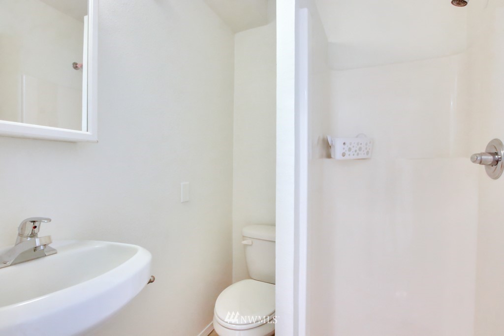 9508 200th Street East Graham, WA 98338 - Photo 19 of 22