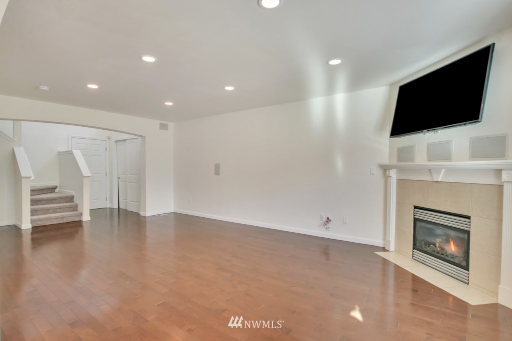 9508 200th Street East Graham, WA 98338 - Photo 5 of 22