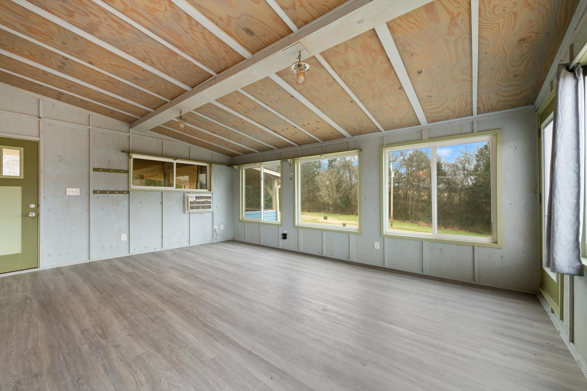 624 Suttons Branch Road Beechgrove, TN 37018 - Photo 14 of 29