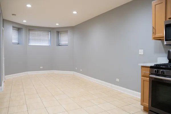 $1,645 | 6605 South Kimbark Avenue, Unit G, Chicago, IL 60637