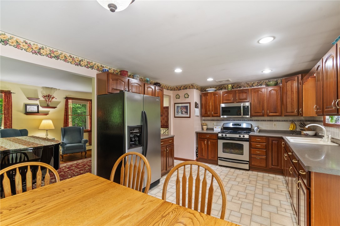 871 Stafford Road Manchester, NY 14548 - Photo 19 of 47