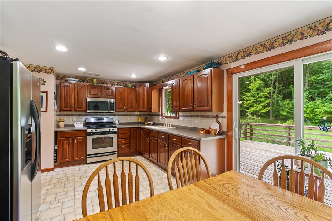 871 Stafford Road Manchester, NY 14548 - Photo 20 of 47