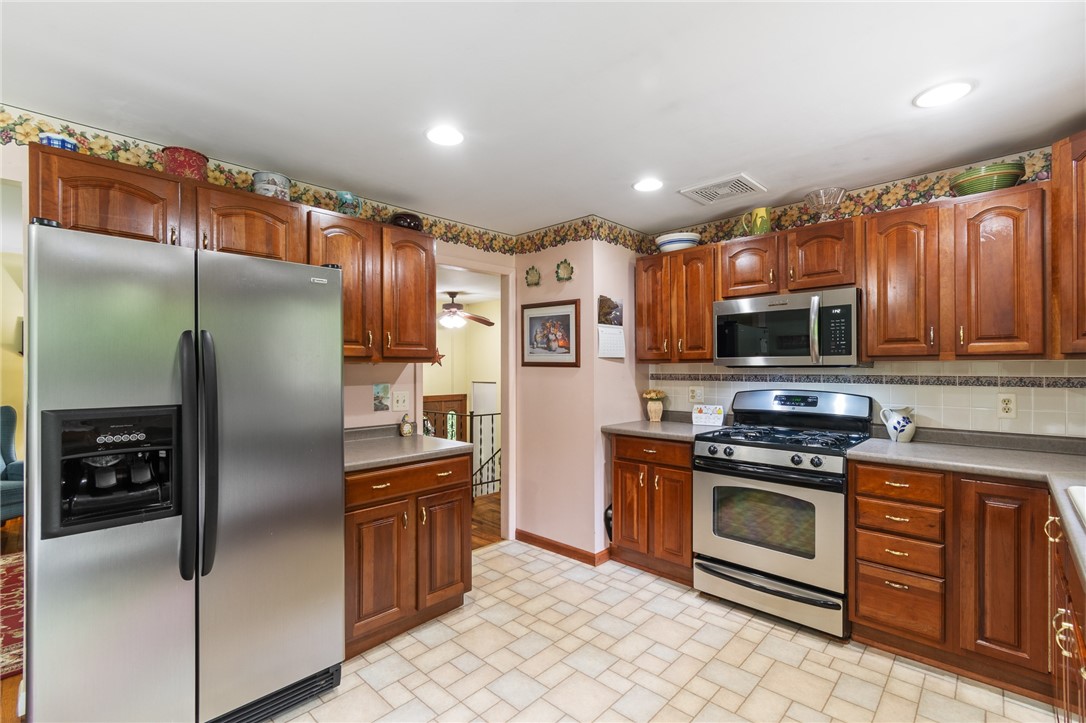 871 Stafford Road Manchester, NY 14548 - Photo 21 of 47