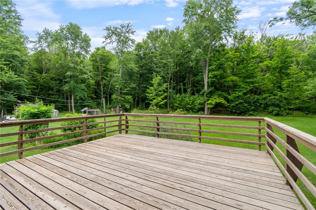 871 Stafford Road Manchester, NY 14548 - Photo 5 of 47