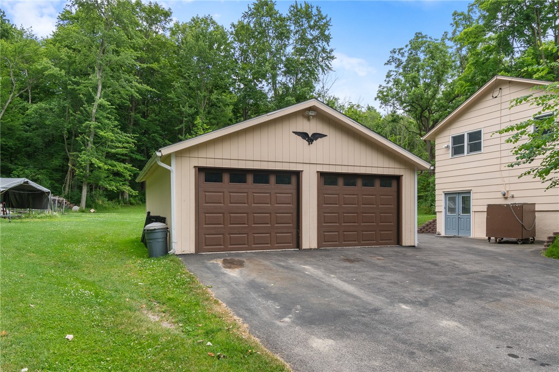 871 Stafford Road Manchester, NY 14548 - Photo 6 of 47