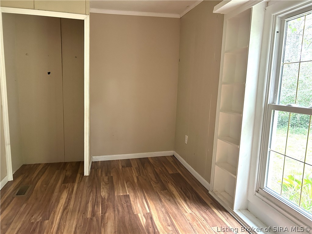 952 East Booe Road Austin, IN 47102 - Photo 8 of 22 Gallery Image 8