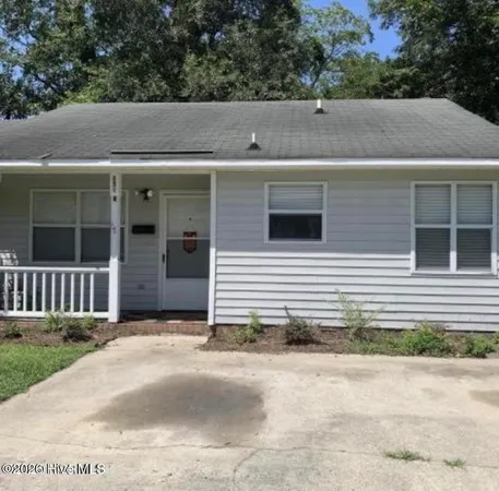 $1,000 | 659 East 3rd Street, Unit B, Ayden, NC 28513