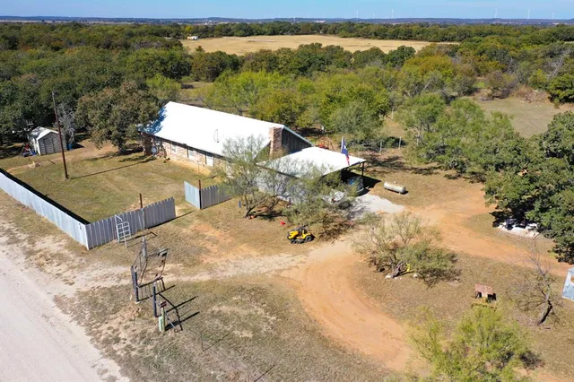 $227,000 | 334 Cook Road, Jacksboro, TX 76458