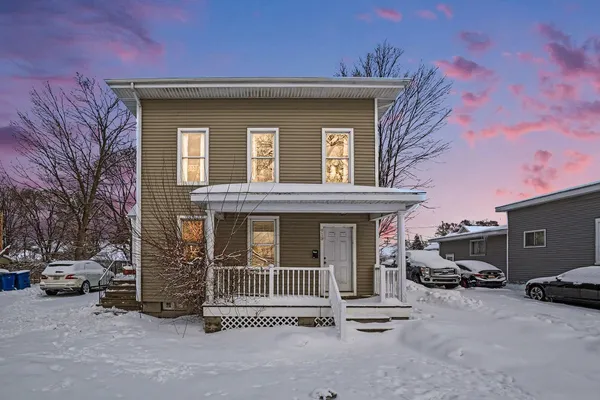 $340,000 | 913 Elliott Avenue, Grand Haven, MI 49417