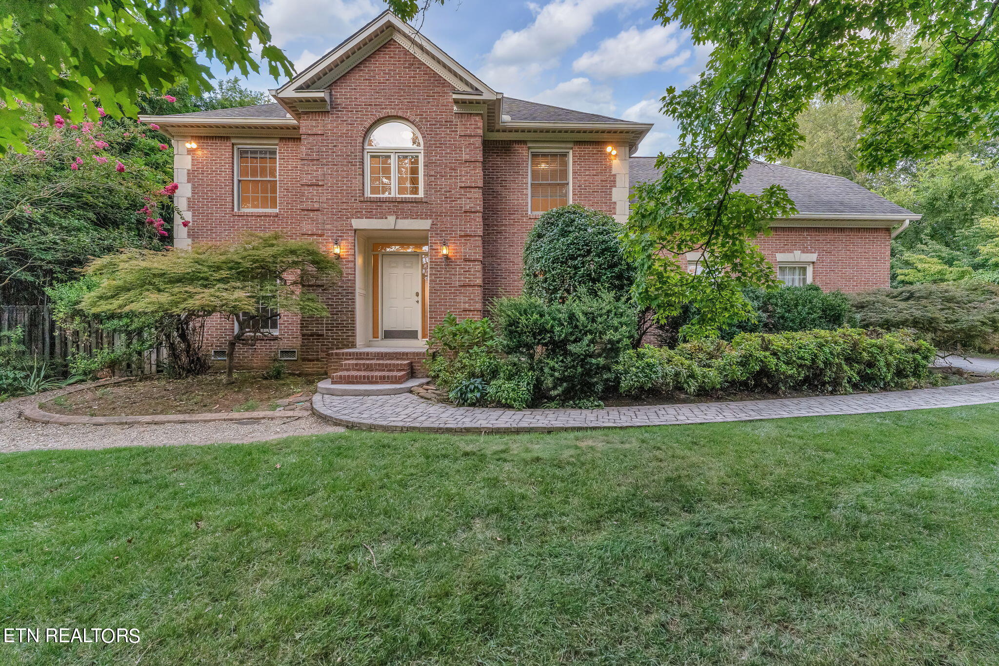 1116 Bluff View Road Southwest Knoxville, TN 37919 - Photo 1 of 60 54-web-or-mls-DSC05851
