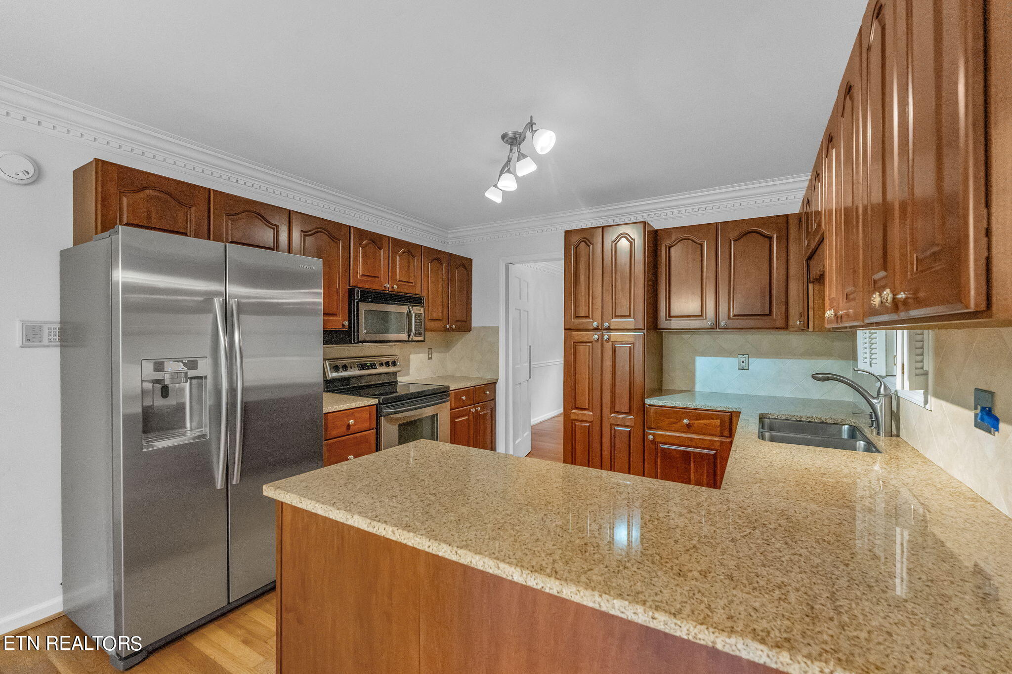 1116 Bluff View Road Southwest Knoxville, TN 37919 - Photo 12 of 60 20-web-or-mls-DSC05719