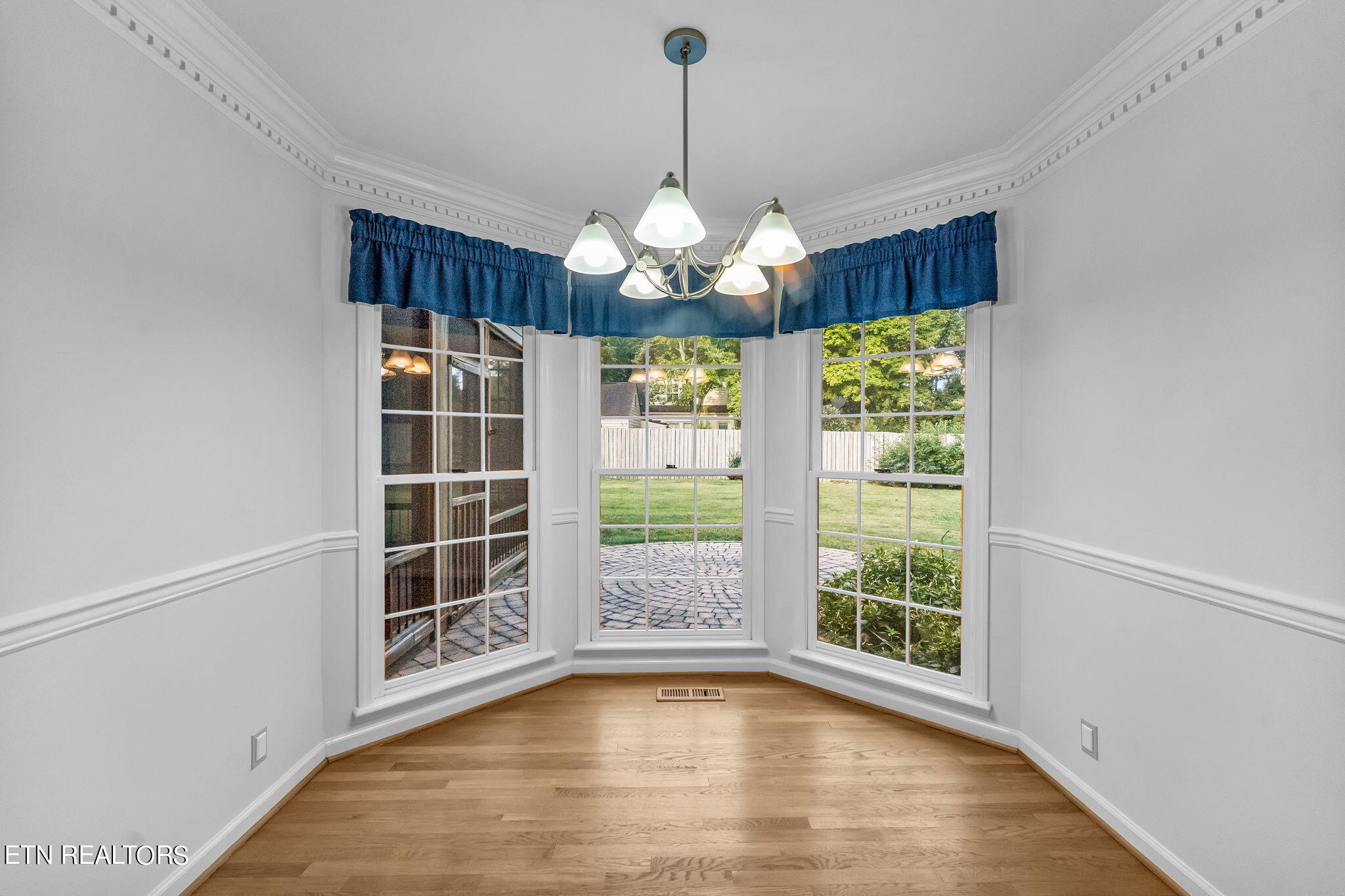 1116 Bluff View Road Southwest Knoxville, TN 37919 - Photo 15 of 60 21-web-or-mls-DSC05725