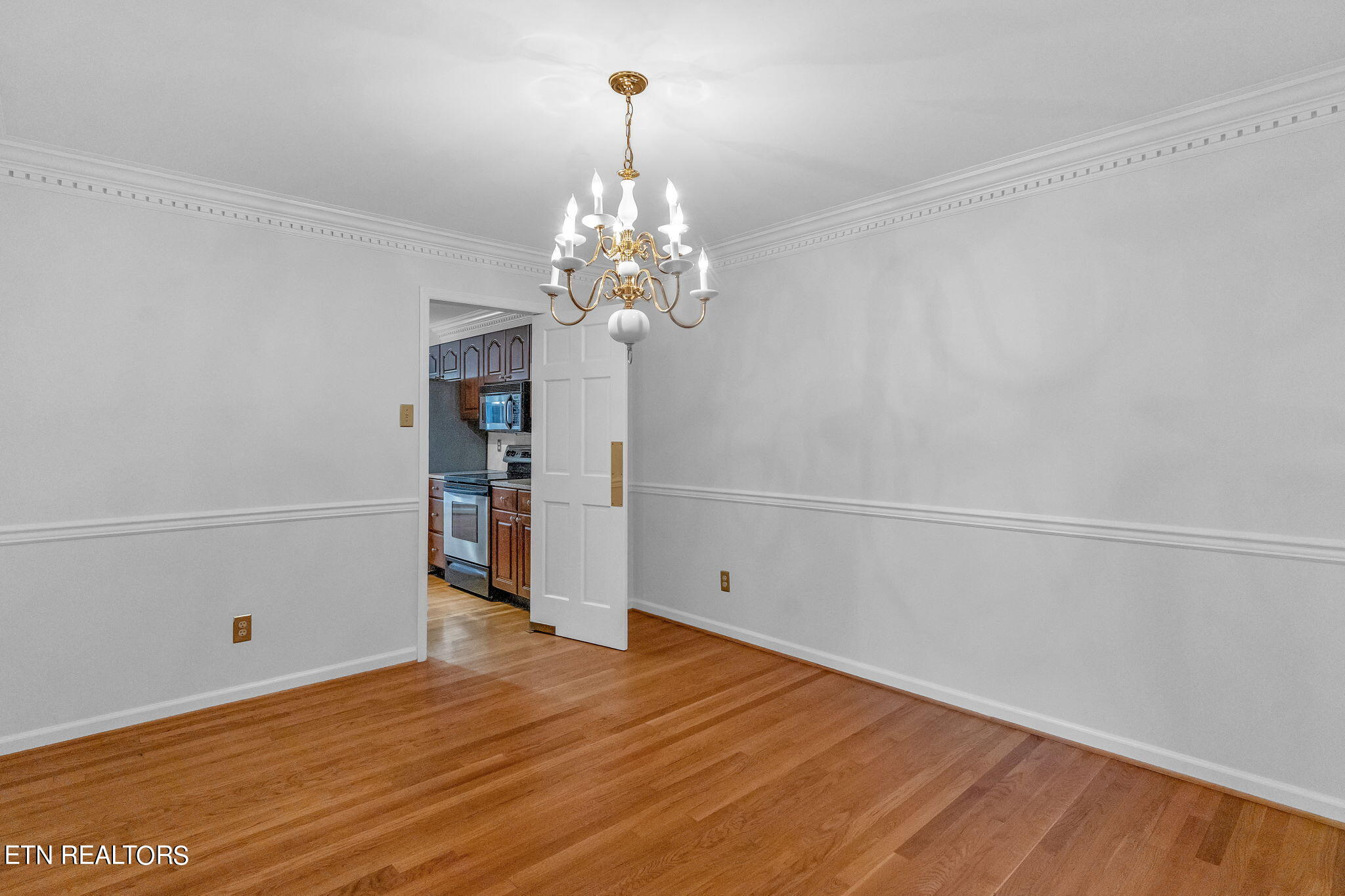 1116 Bluff View Road Southwest Knoxville, TN 37919 - Photo 18 of 60 12-web-or-mls-DSC05680