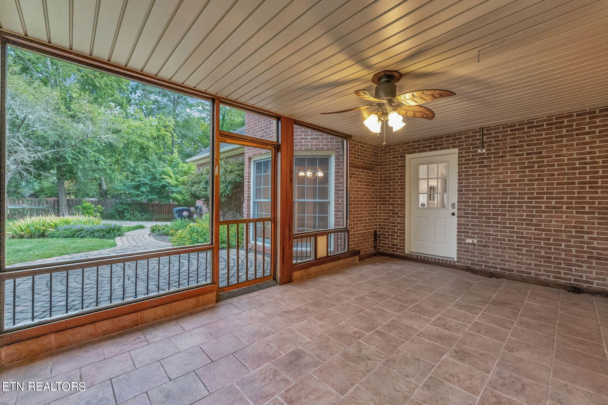 1116 Bluff View Road Southwest Knoxville, TN 37919 - Photo 26 of 60 32-web-or-mls-DSC05764