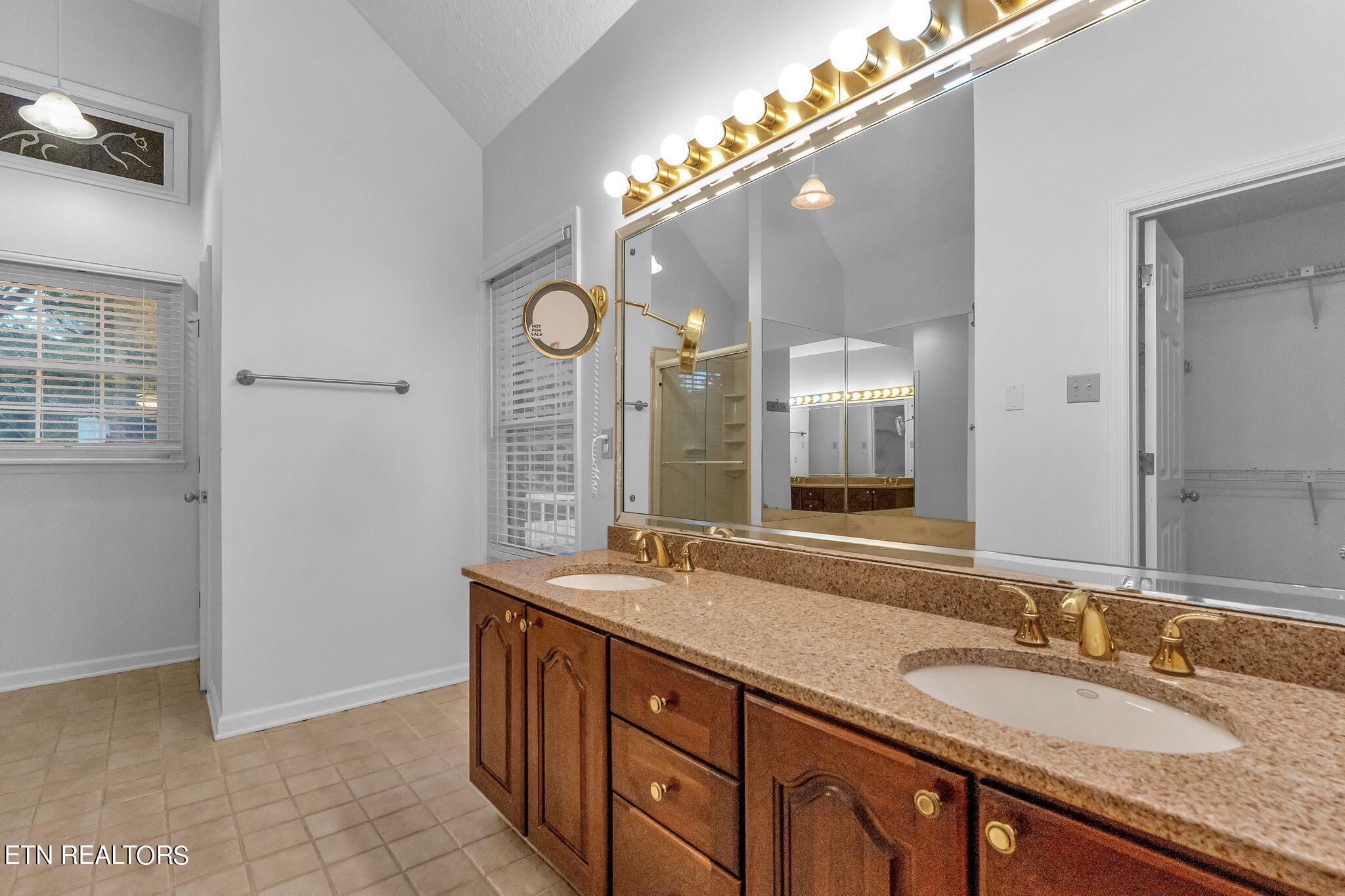 1116 Bluff View Road Southwest Knoxville, TN 37919 - Photo 42 of 60 48-web-or-mls-DSC05833