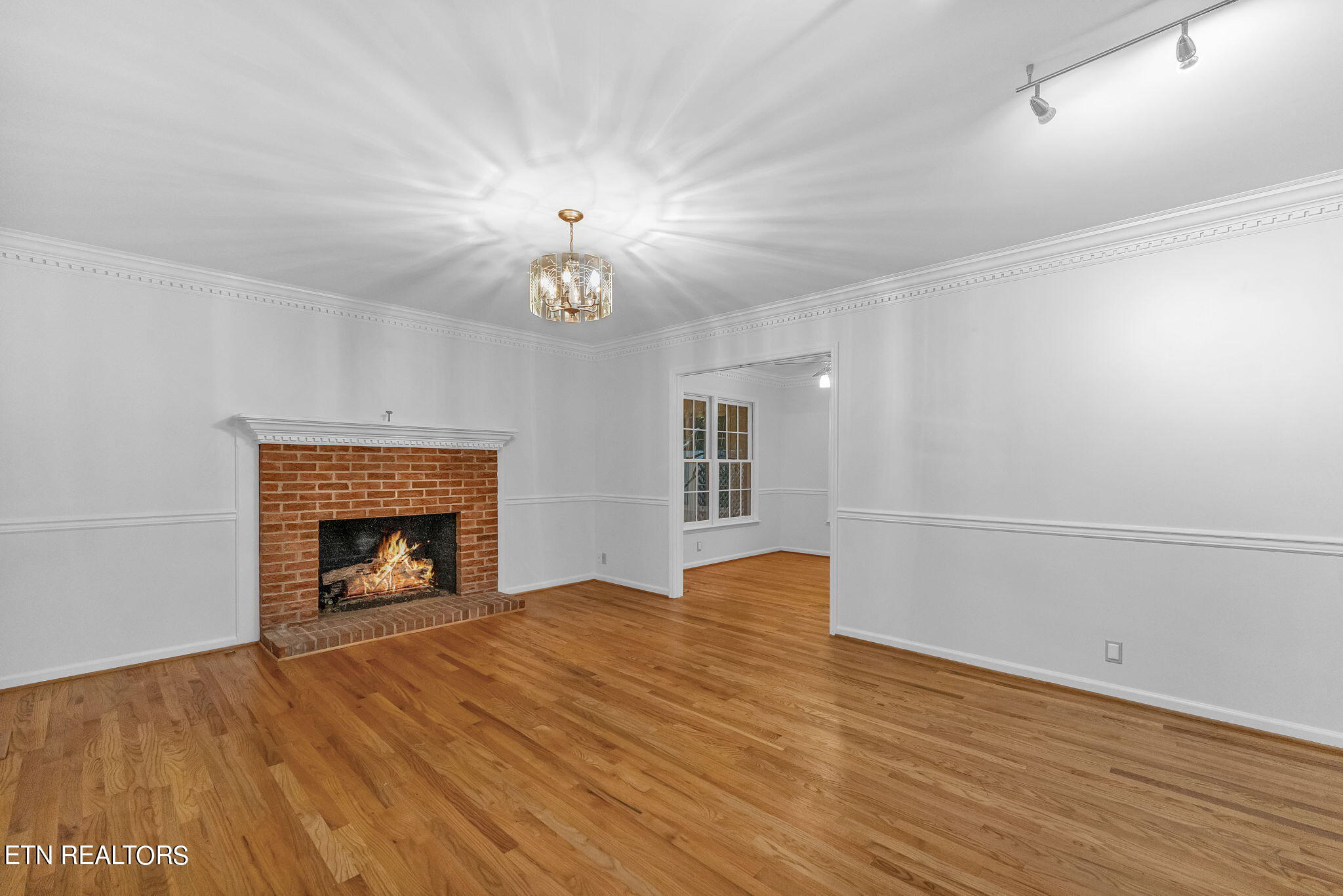 1116 Bluff View Road Southwest Knoxville, TN 37919 - Photo 5 of 60 15-web-or-mls-DSC05695