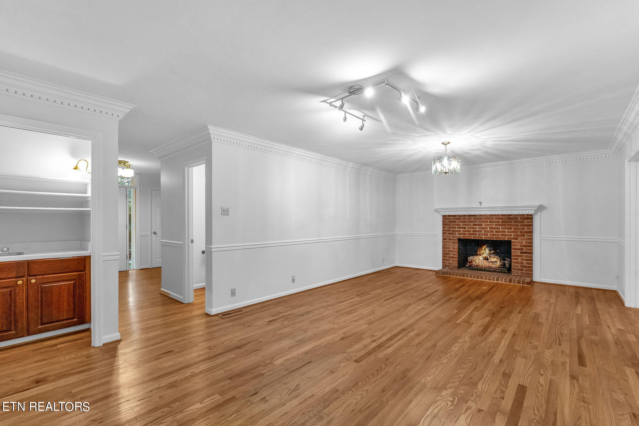 1116 Bluff View Road Southwest Knoxville, TN 37919 - Photo 9 of 60 18-web-or-mls-DSC05710