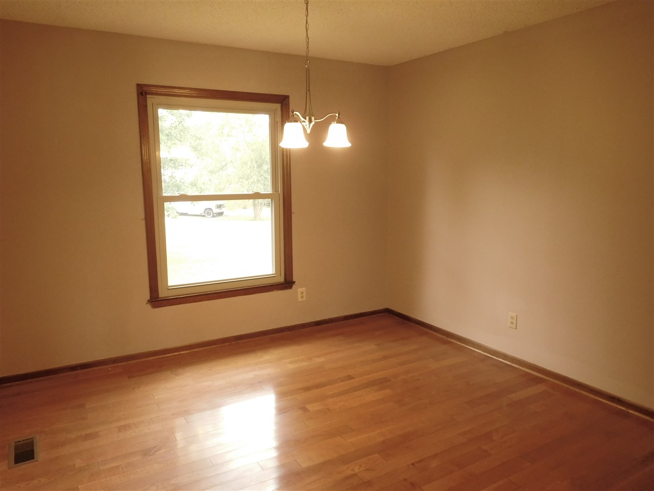 603 State Rd S-11-436 Gaffney, SC 29341 - Photo 5 of 13 Gallery Image 5